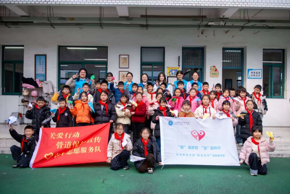 9E34B6577EF56046C9E417BC181_90842336_7F685