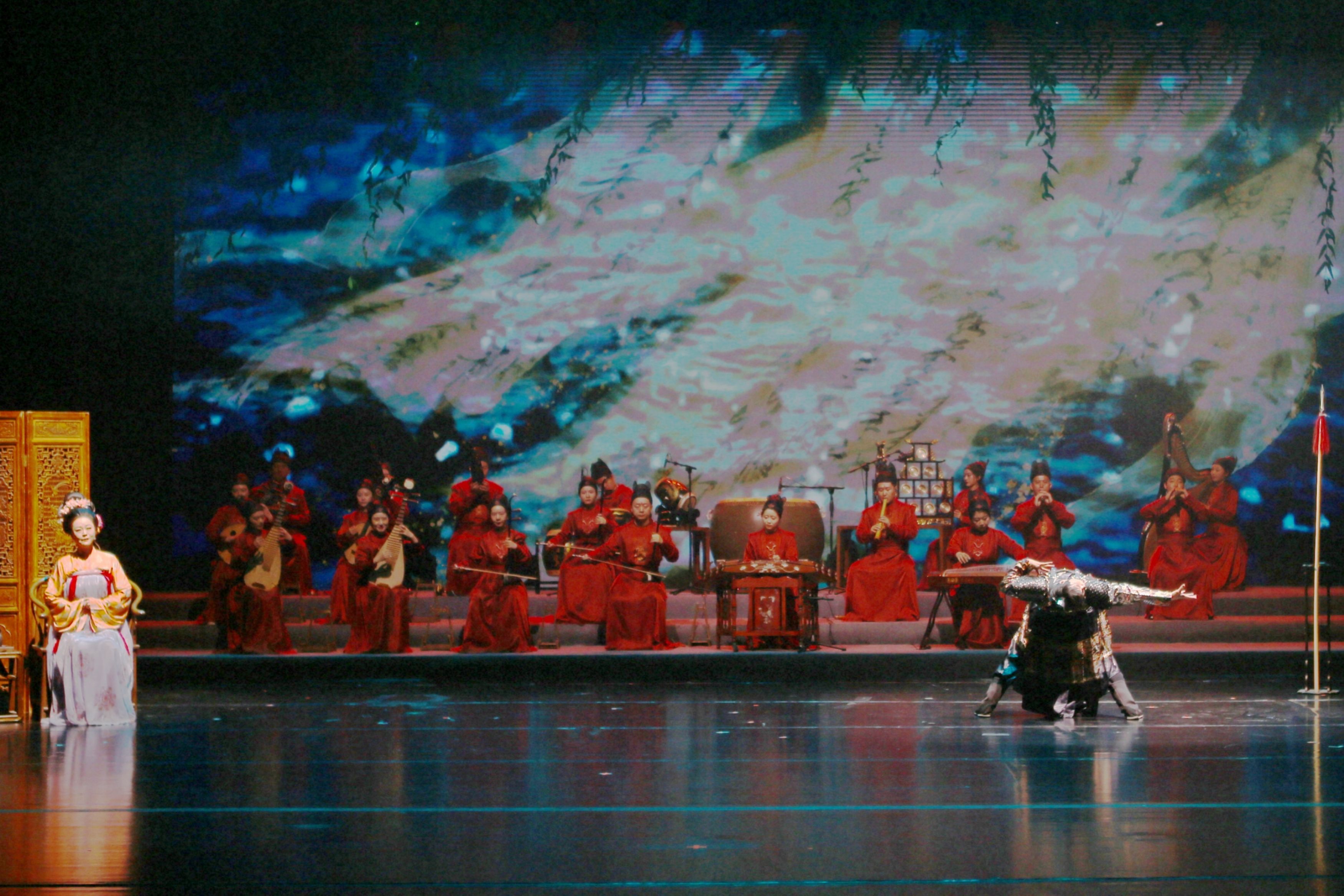 B9A068A2C412BB3EA8FE9913E43_930F5E19_CC107