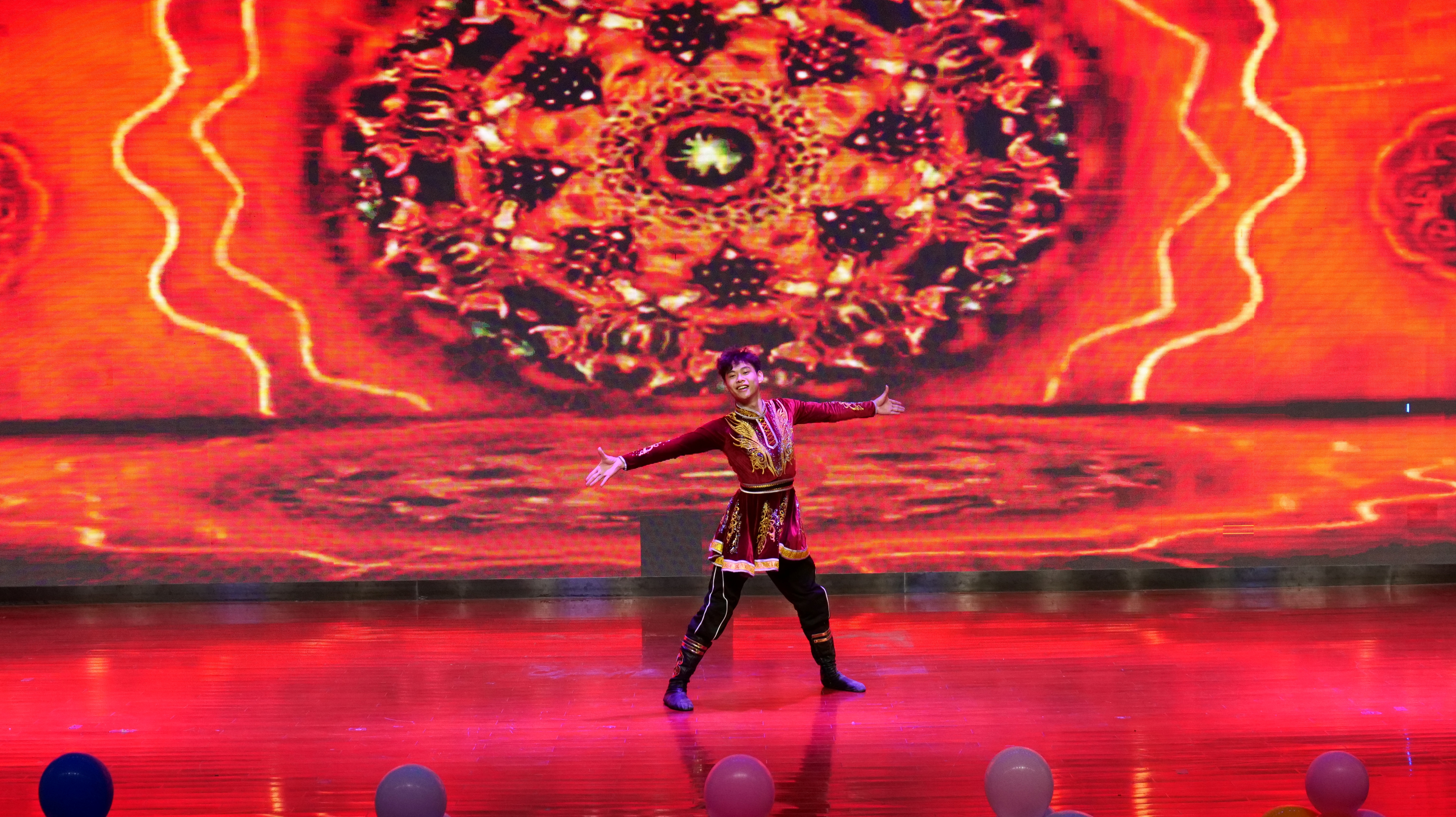 舞蹈《舞韵聚变》