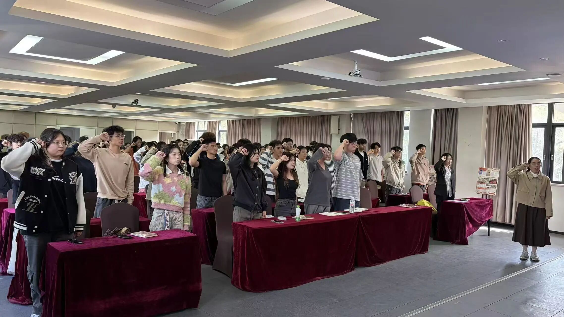 微信图片_2025-12-26_094212_206