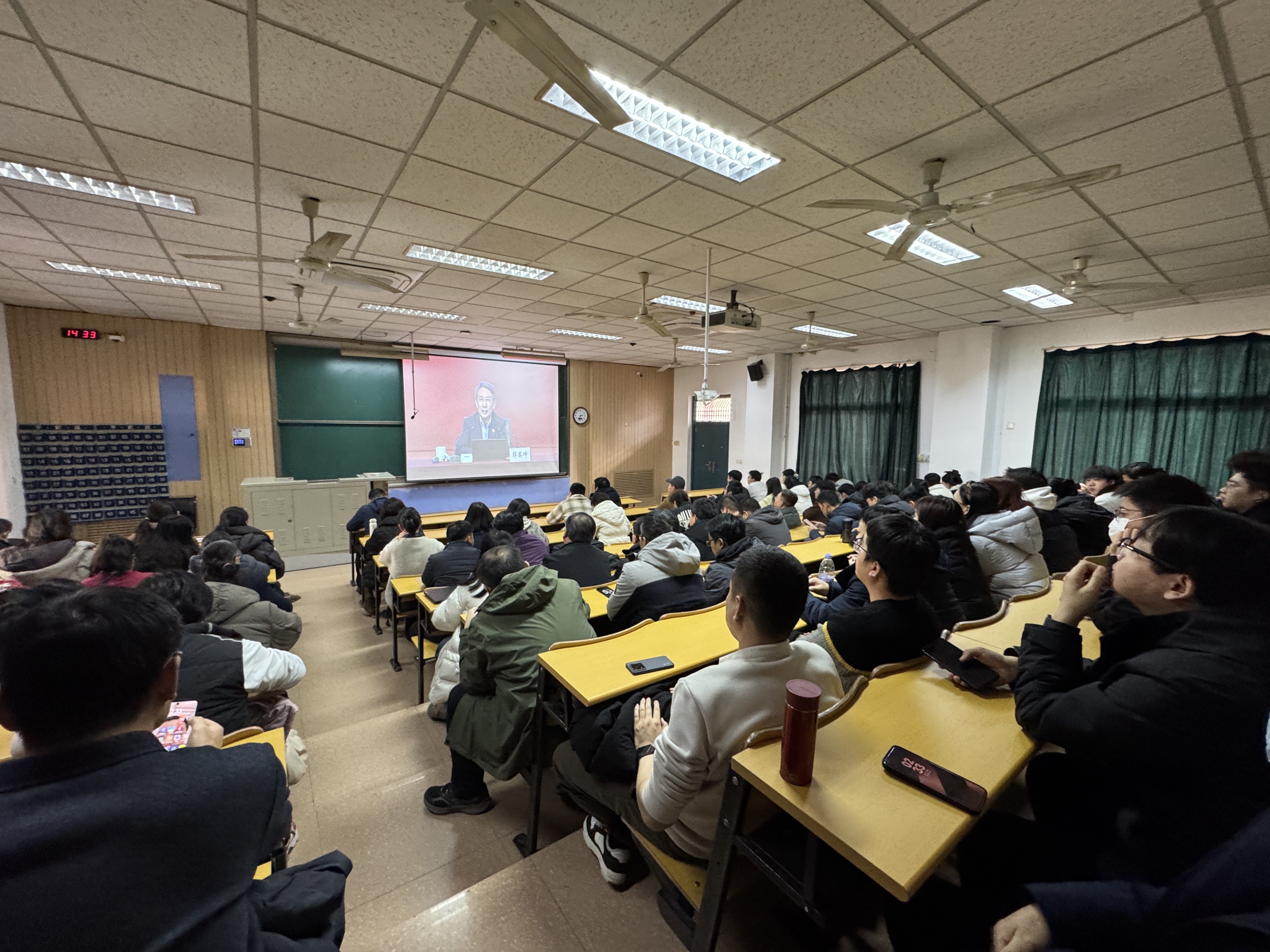 分会场集中大课学习6