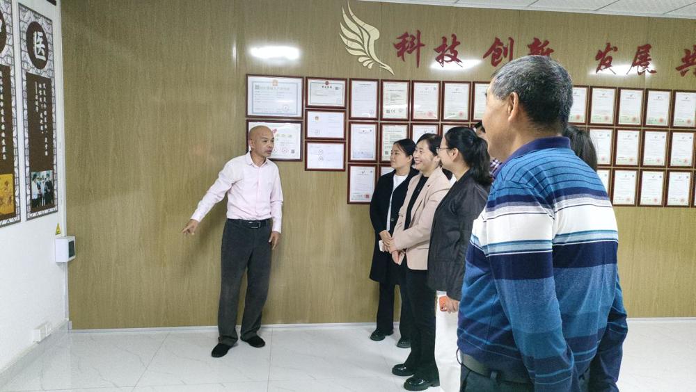 945e9de1498556dd8fdab3d8aeb6bcbb