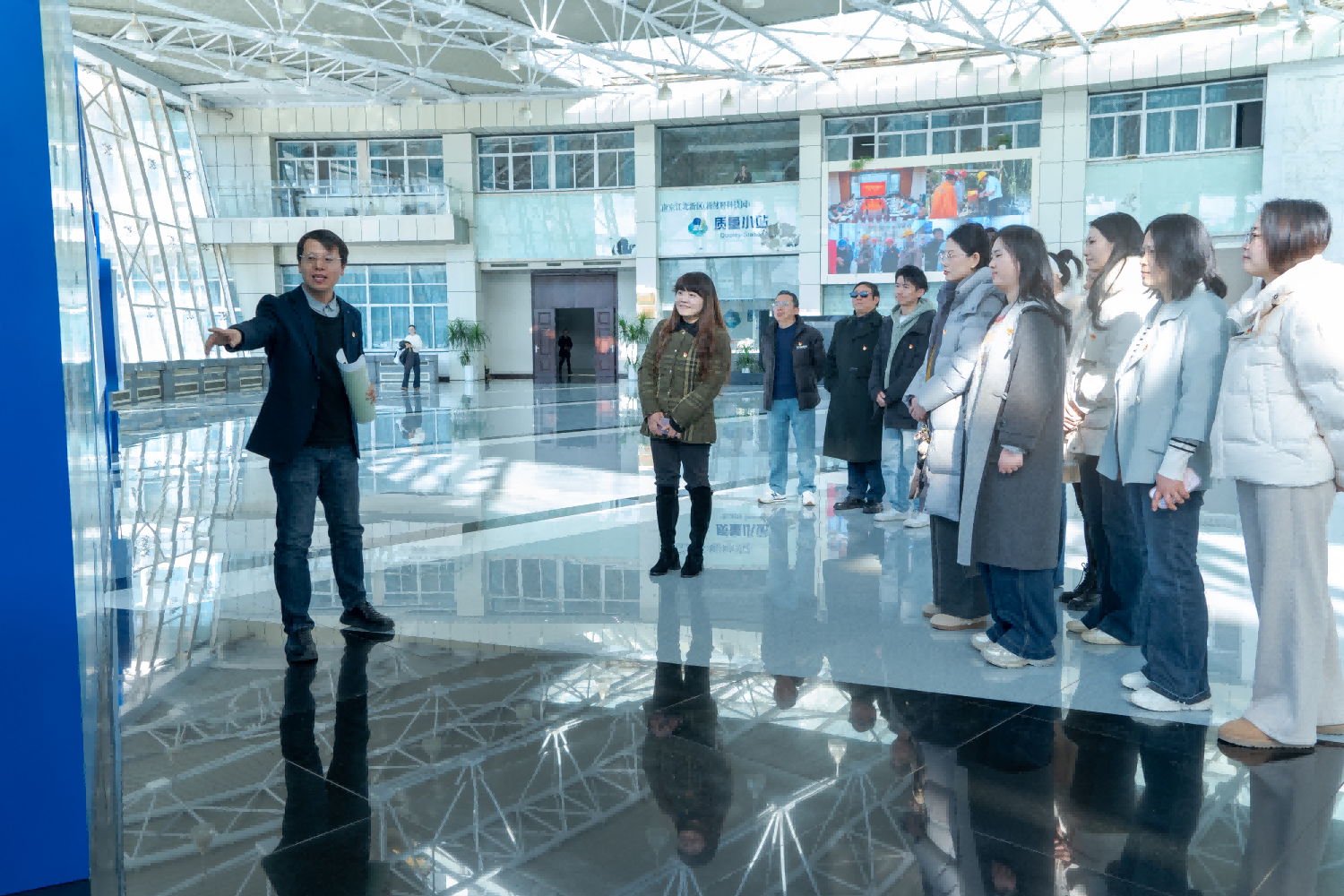 图片1(1) 图片1(1)