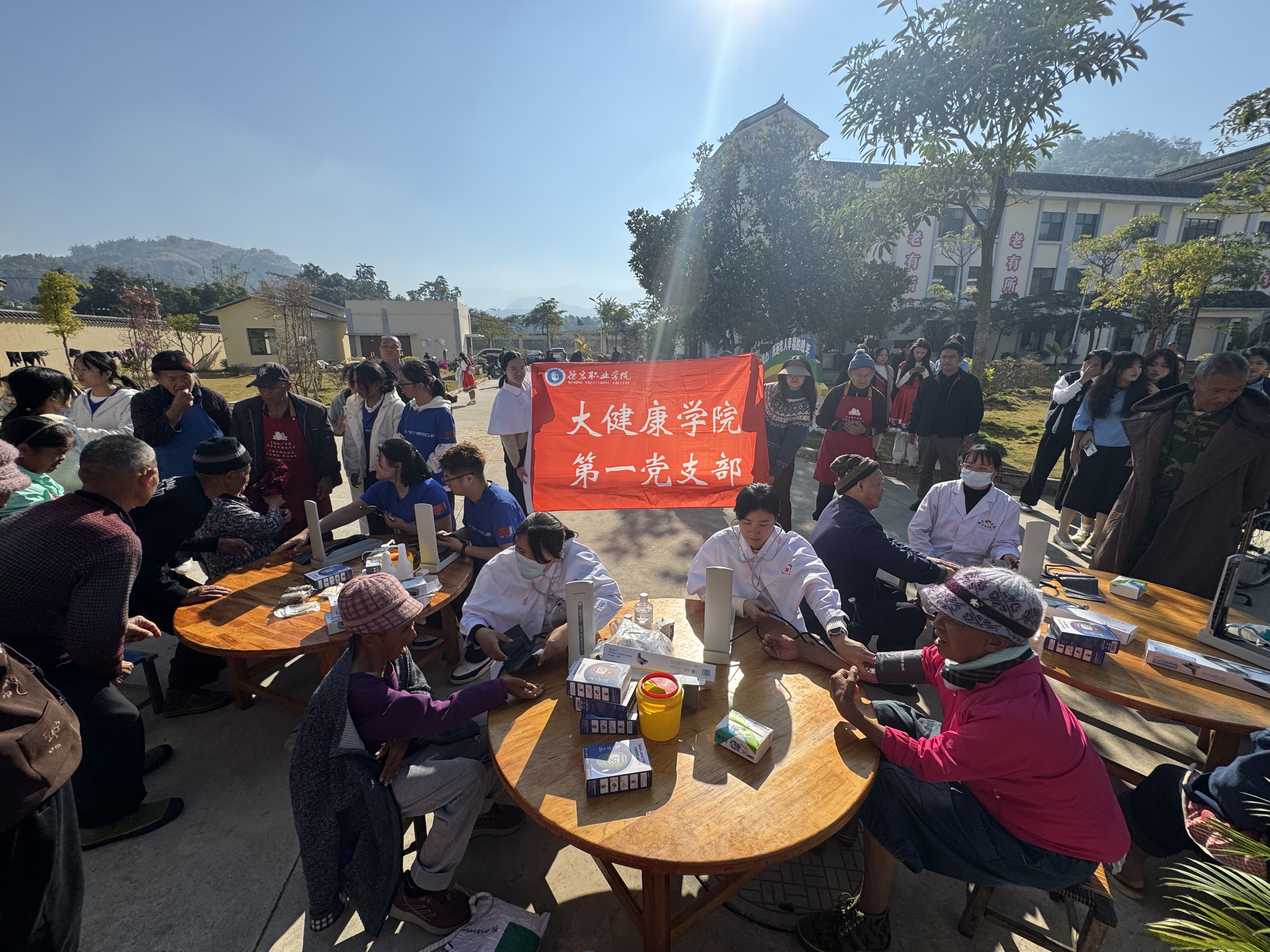 bb2ccb3d-4e63-4d31-9b8a-70b44abb372c