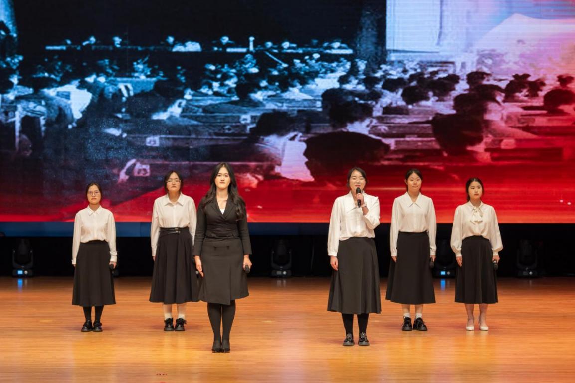 传承弘扬哈军工精神 2025级新生同上强国强军“大思政课” p6