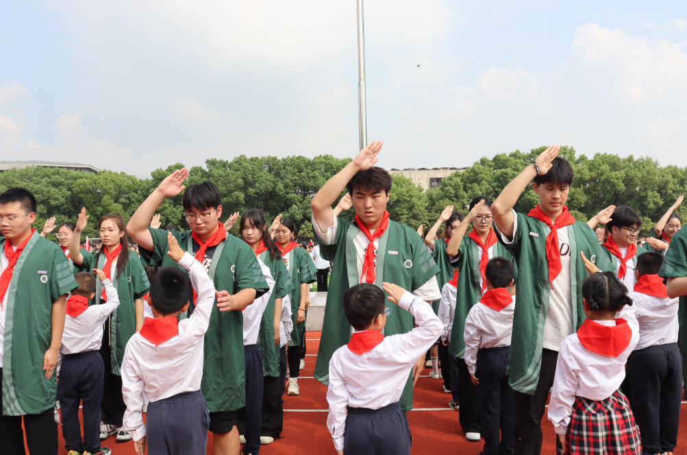 6ed18958-f9f3-4c5a-8888-8141eb277505