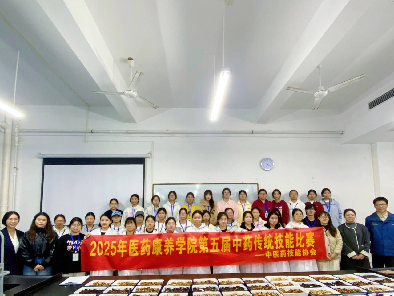 28080412cb104f38b64ddb7008baa997育人3 28080412cb104f38b64ddb7008baa997育人3