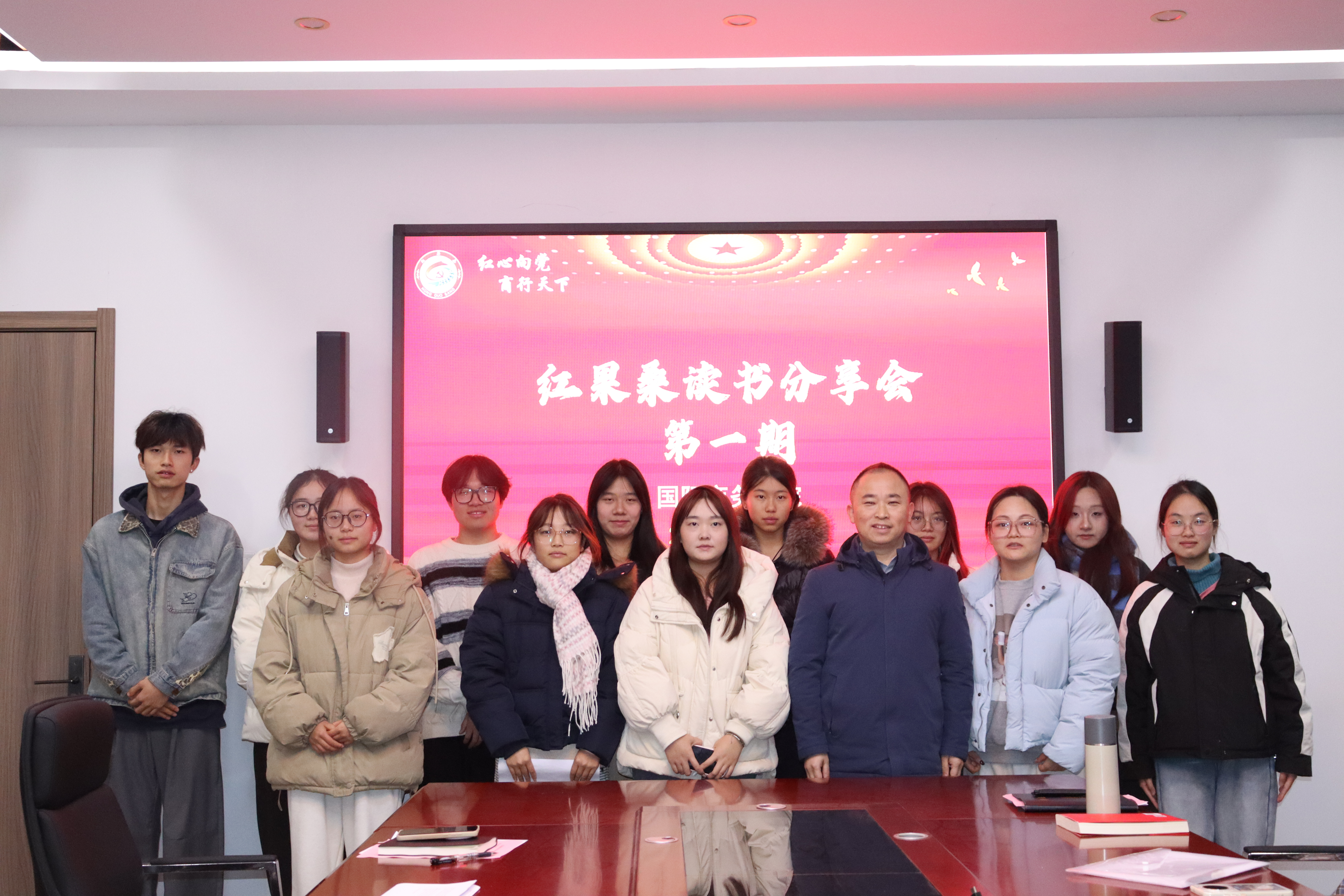 66f30998ab238b6eba724b5c693d3e53