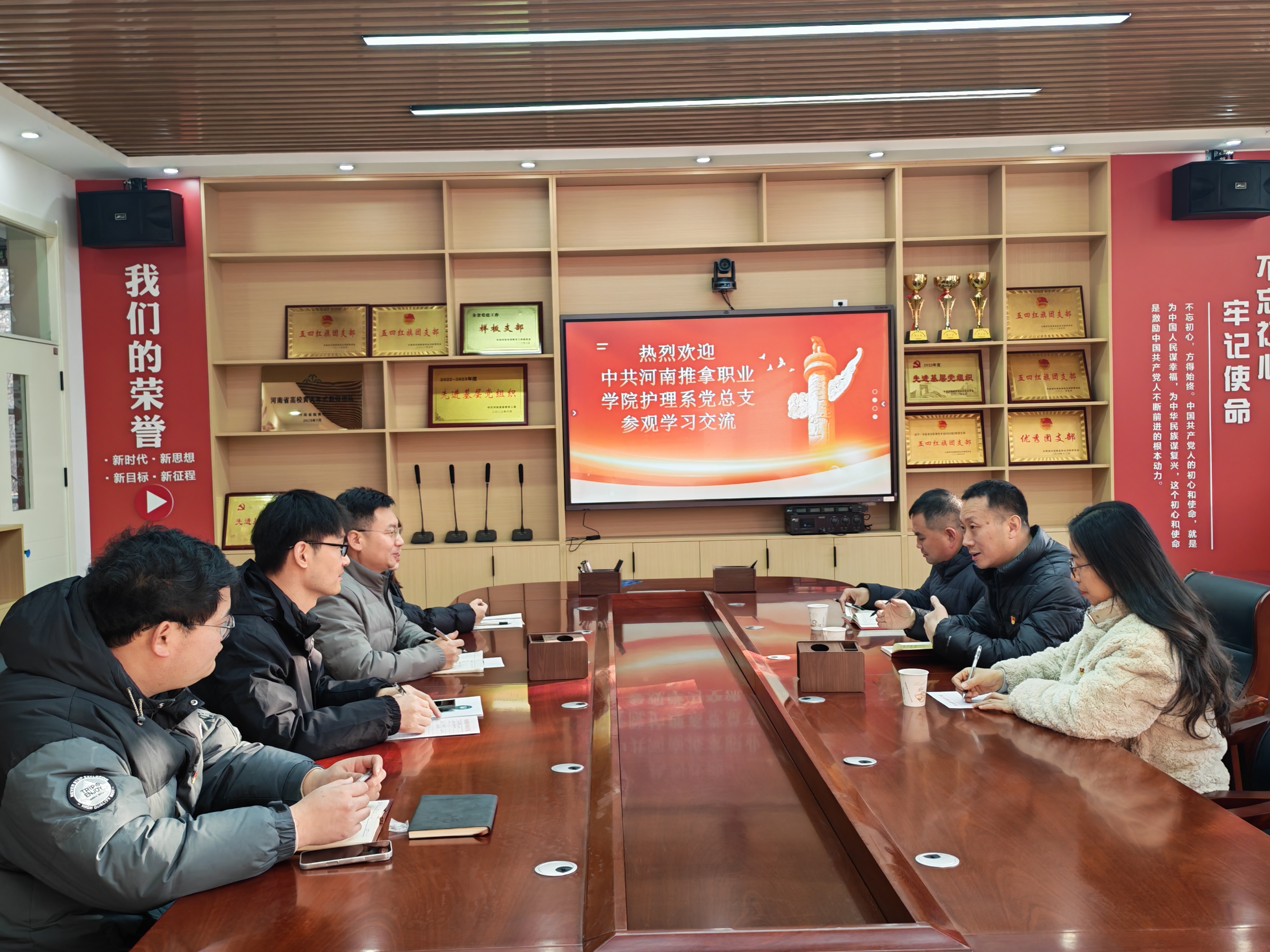 b9eeb6bbf3f55aec35e846d92c1b2bc