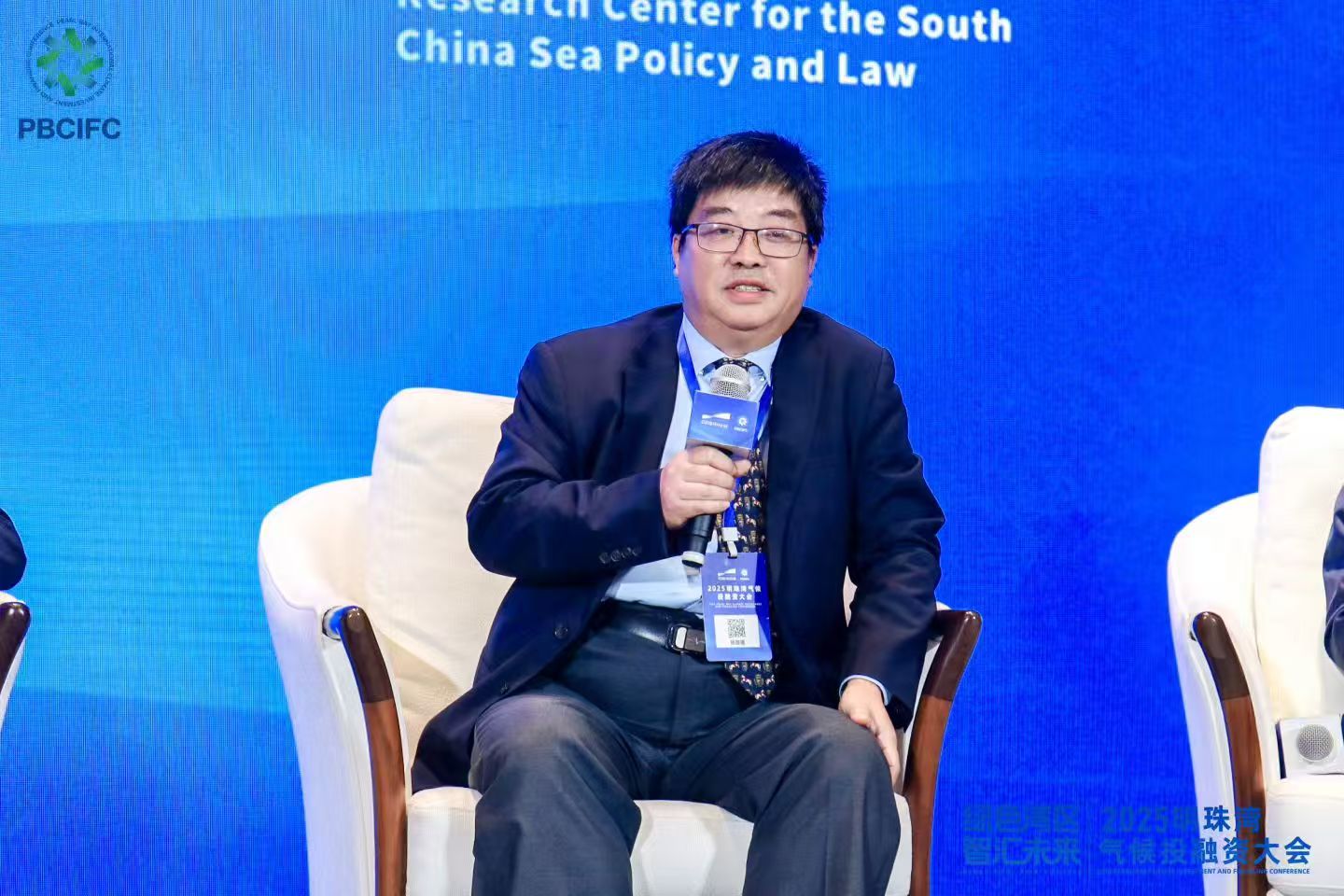 8a865ead4caad5e0439fcfe6e72d4ff6