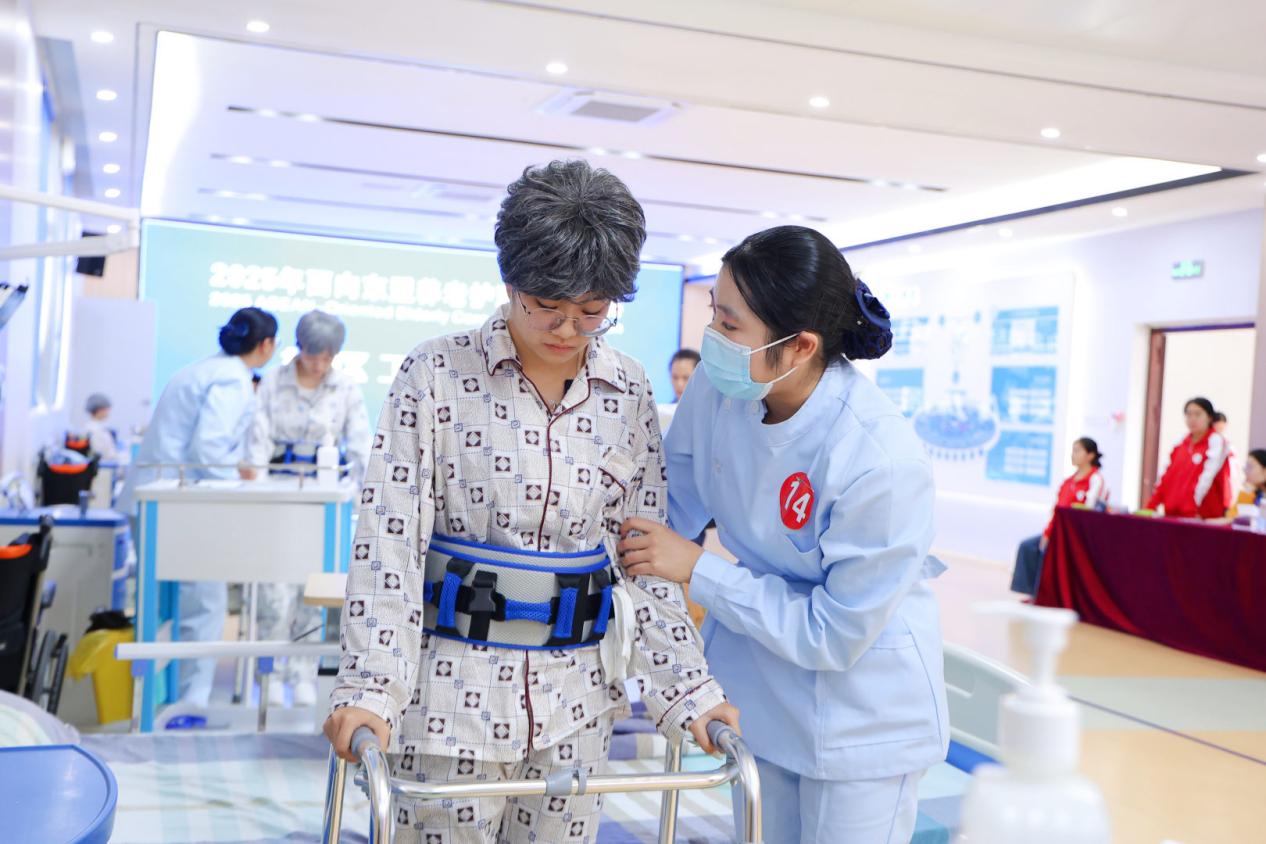 495A8889-opq4226867870