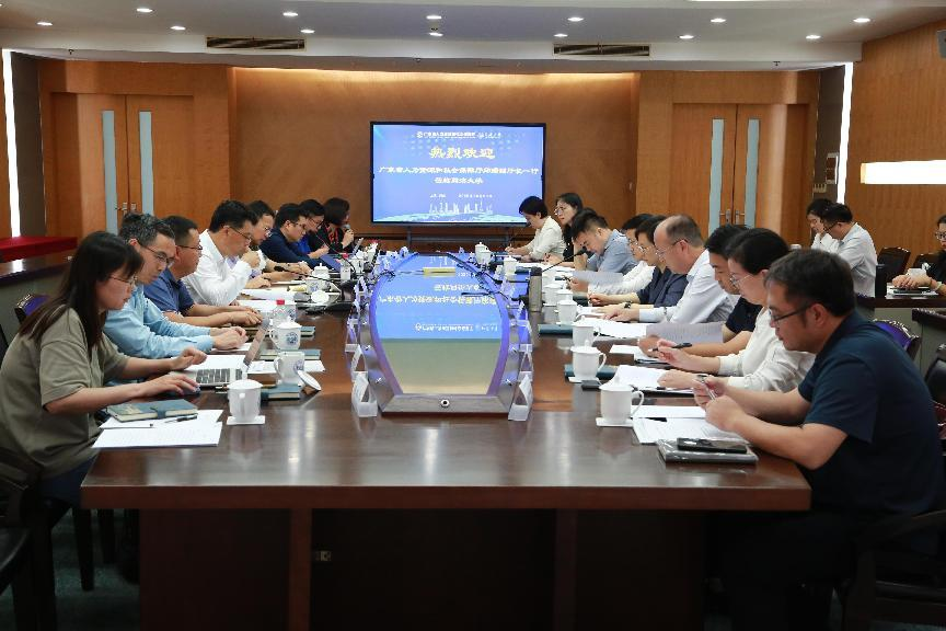 党建引领促发展，职教协同谱新篇，支部党员受聘为职教研究专家1