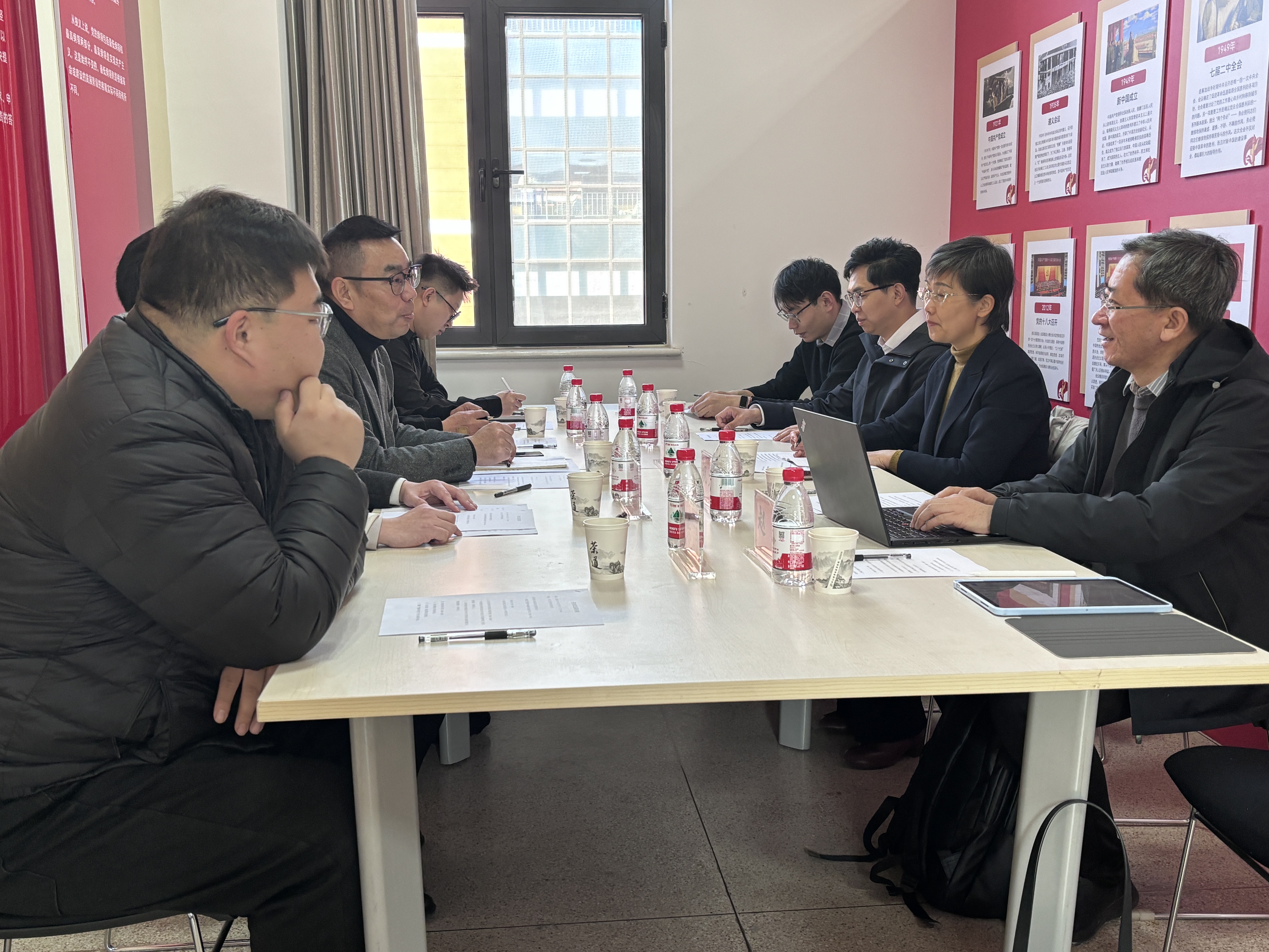 共建座谈2-曲江滨书记介绍兰开夏学院党建工作