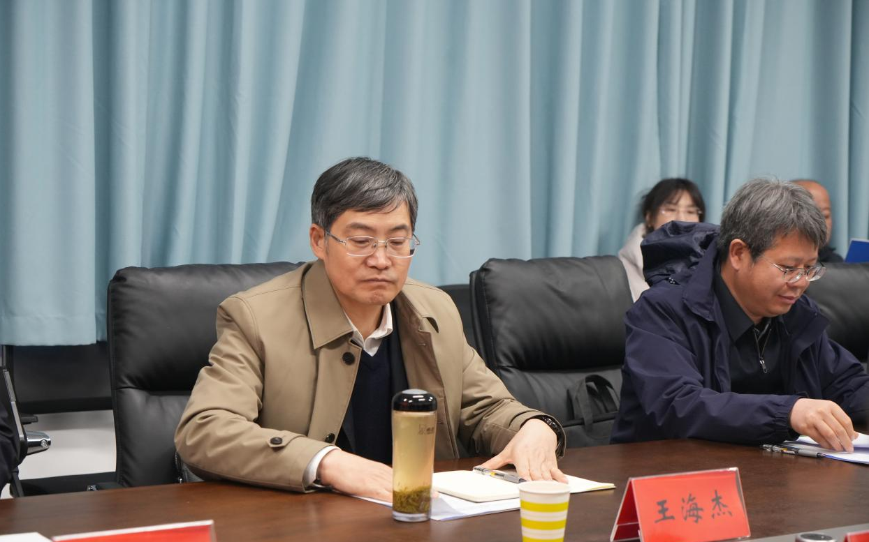 6E5EC283E542CAB81FE3C698A35_7FDAFA08_3B1A9D