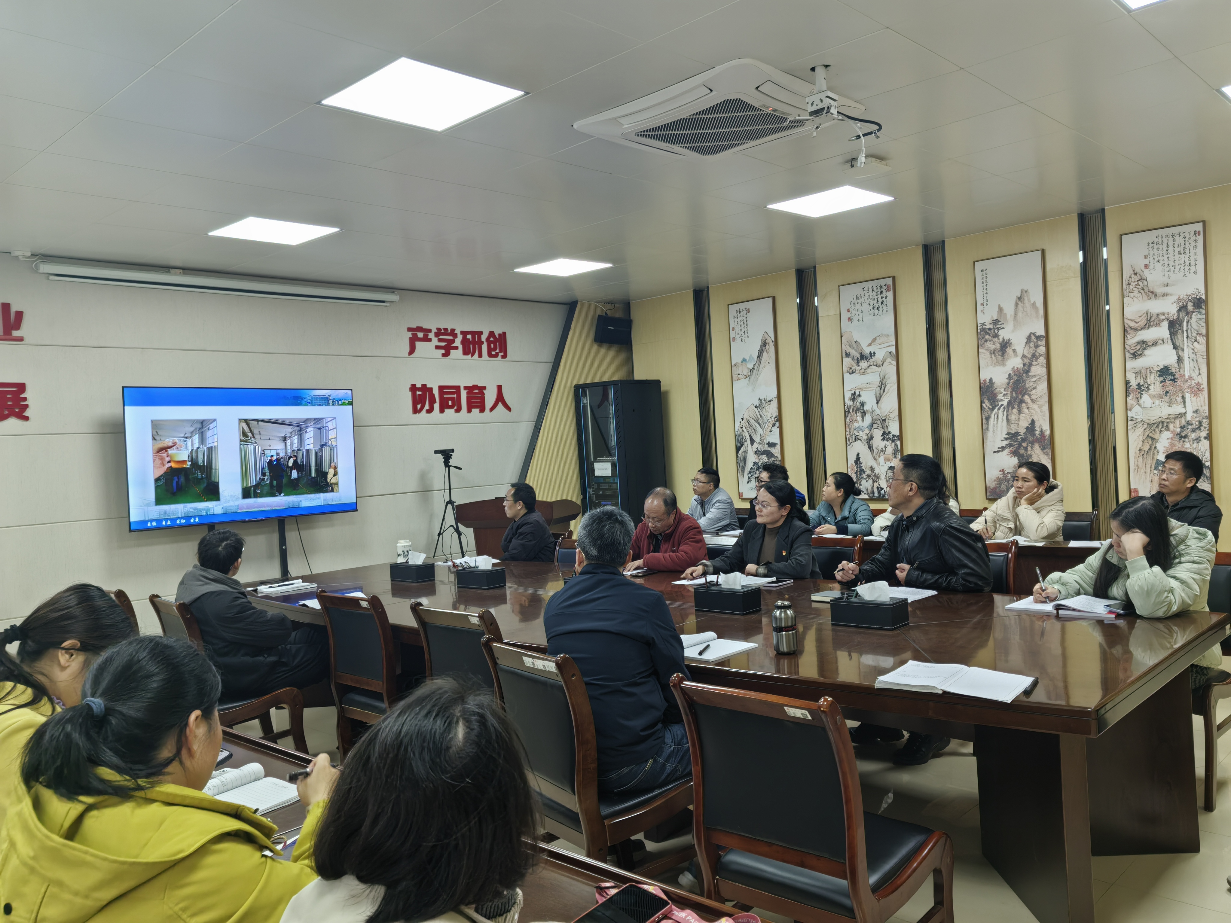 CE1A3296741E38A642949FC1C01B6A15