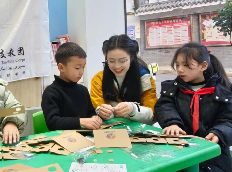 cf02e561-46c9-4c6d-ab2c-3760efeb43b5 cf02e561-46c9-4c6d-ab2c-3760efeb43b5