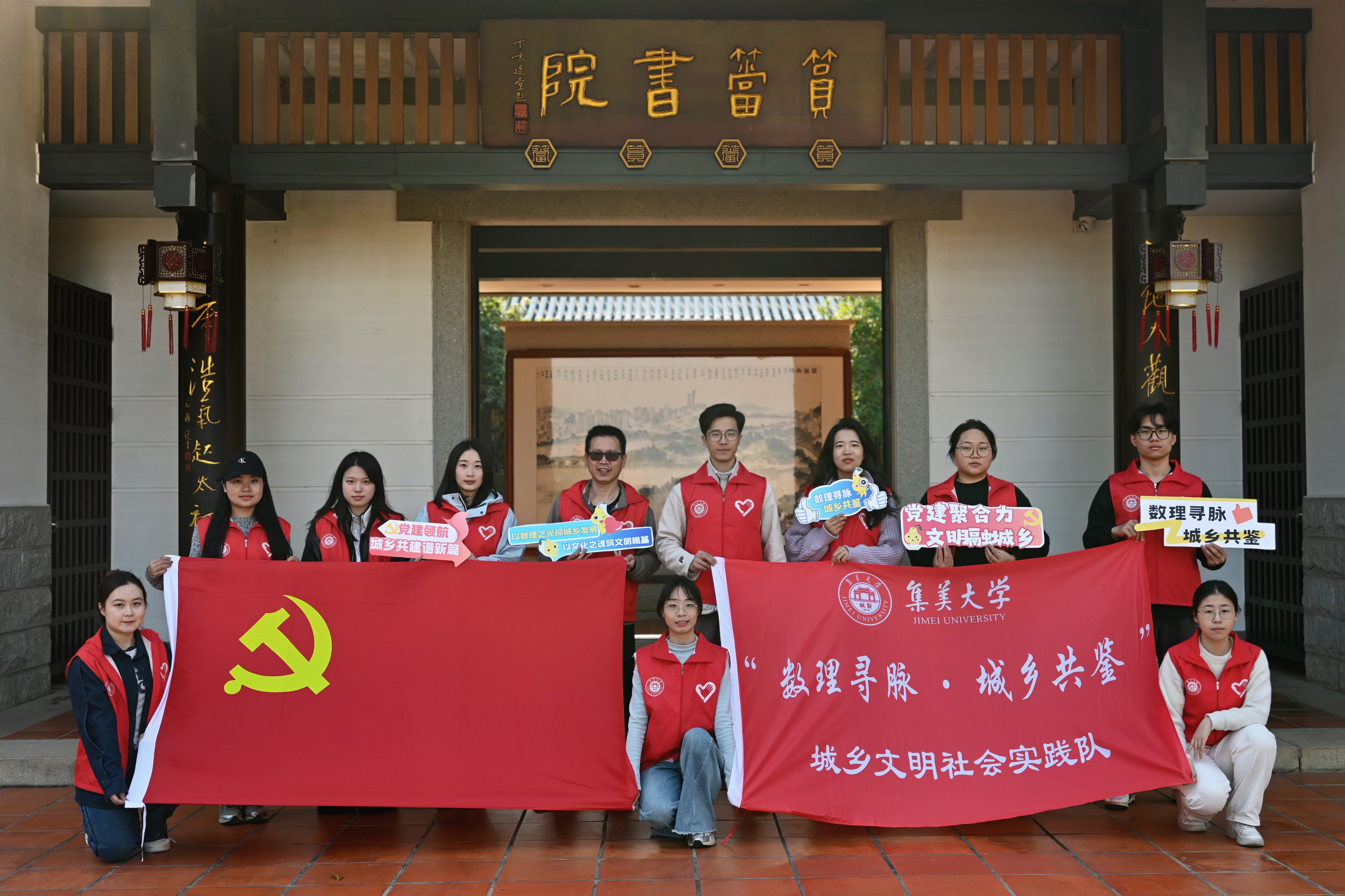 JPEG图像 15(1) JPEG图像 15(1)