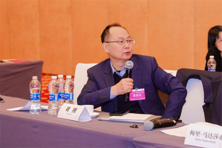 00300081145_1493ff52