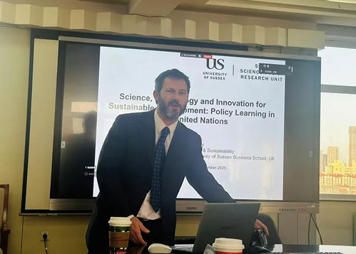 8e5eb4ab-d45a-40e1-a33b-9156b9c5b8bc