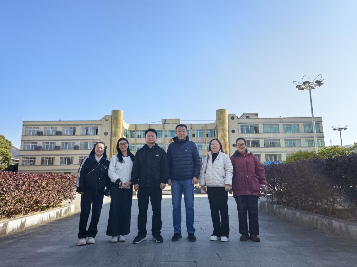 D3521C0B7B6CE9D9C9537FDA272_F209872E_BB043