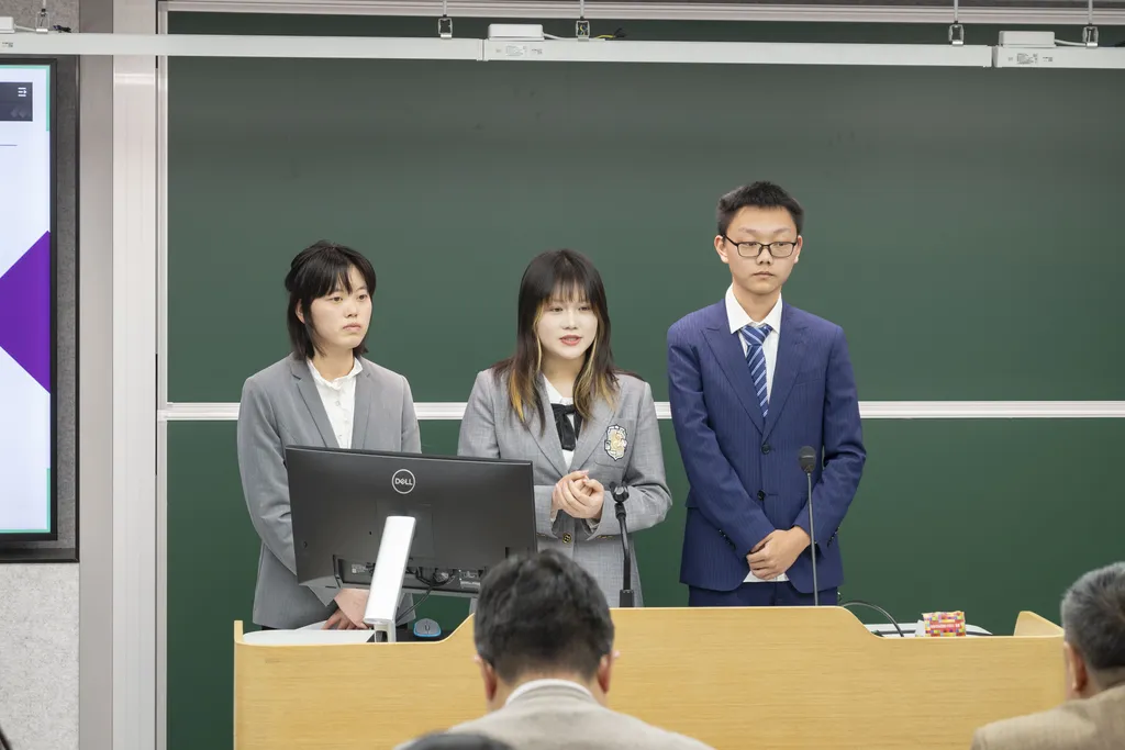 F6073AC5C7E15325D10833A864336FBA F6073AC5C7E15325D10833A864336FBA