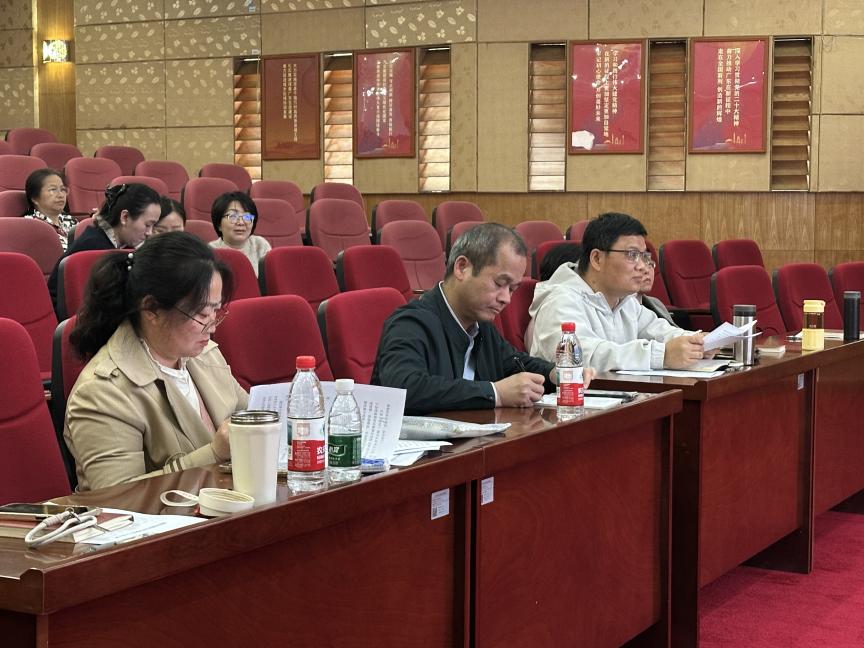 3b89898ba86830f1290e4b4eb6faed99