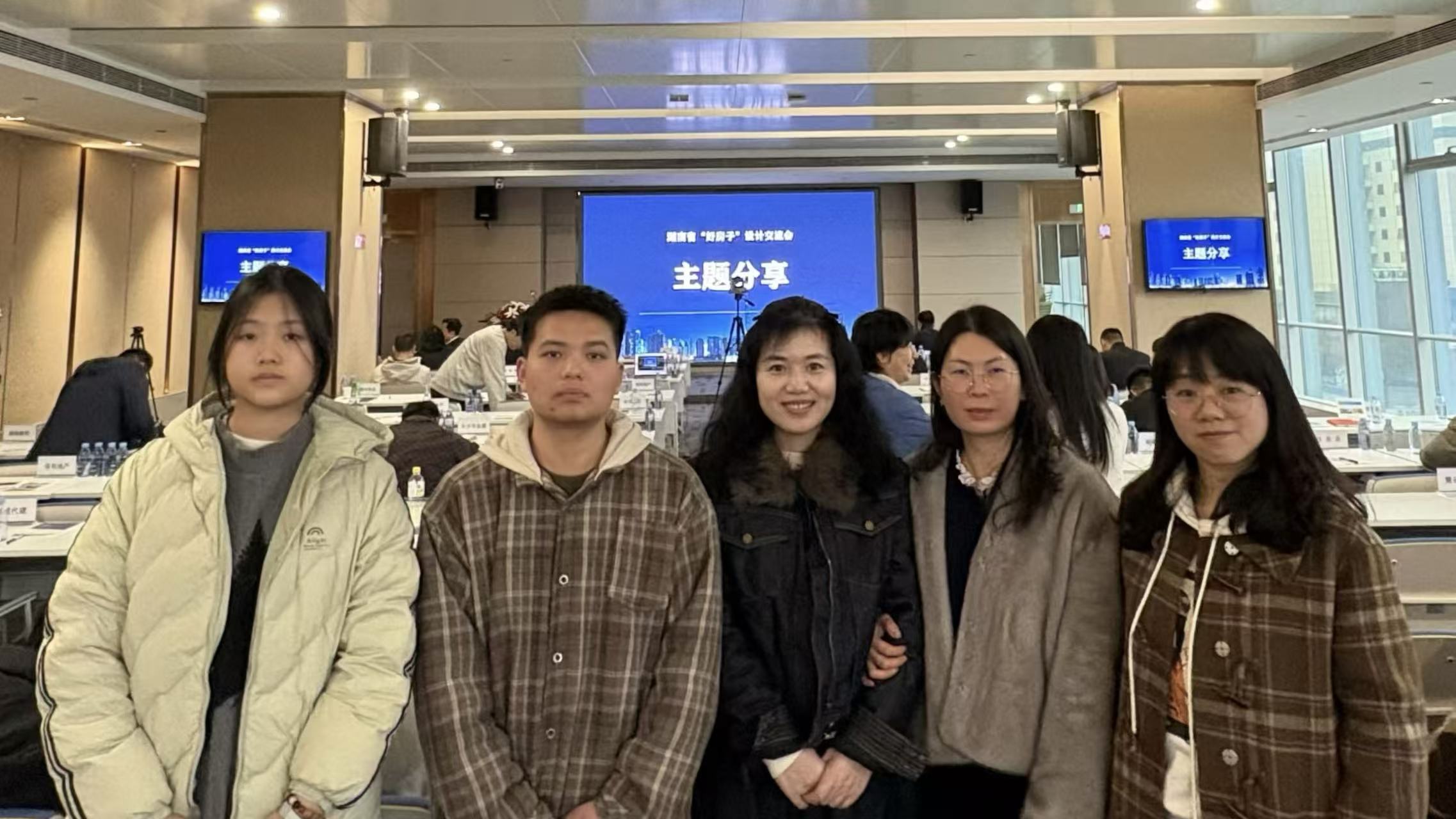 30ed84ff2f737ce9a05d3991326a854e