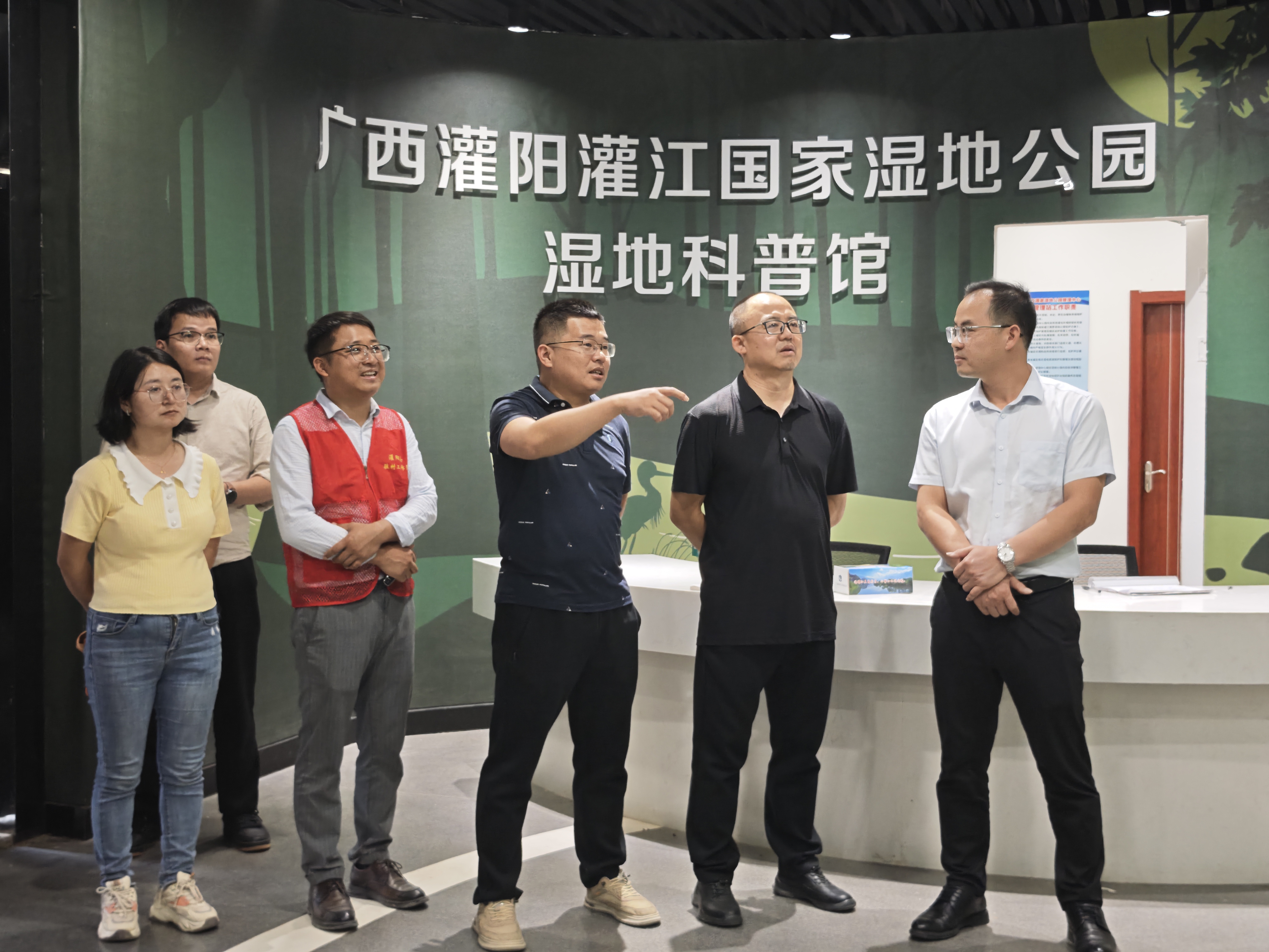 支部党员教师为灌阳灌江国家湿地公园湿地科普馆湿地科普馆建设建言献策