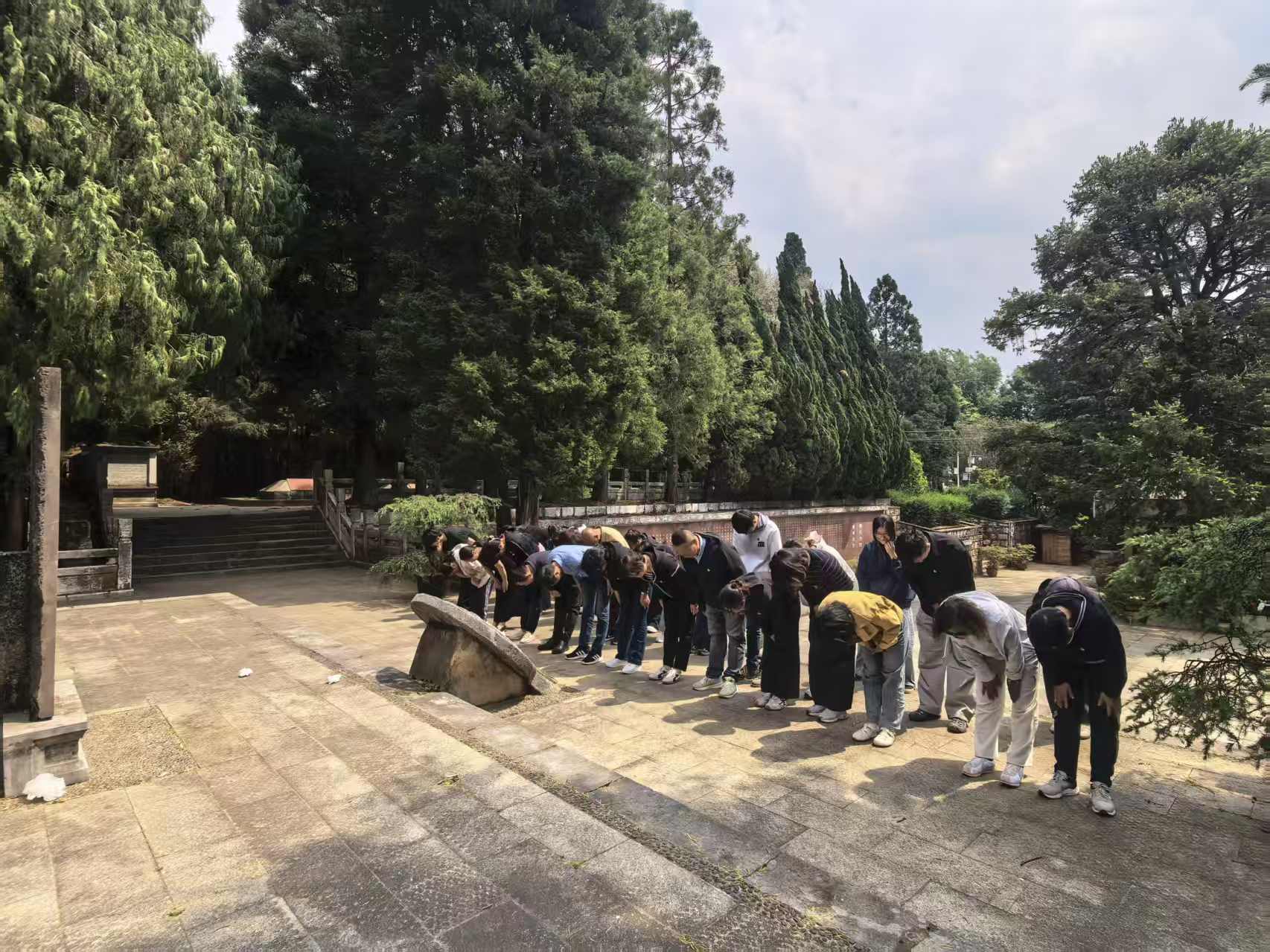 e79b594c8a65bb0a4edddb8437ea30e5