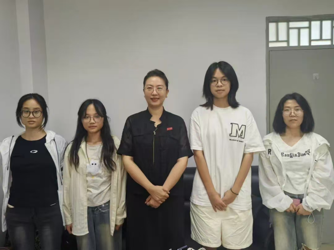 服装学院荣誉舍长（二）2.jpg