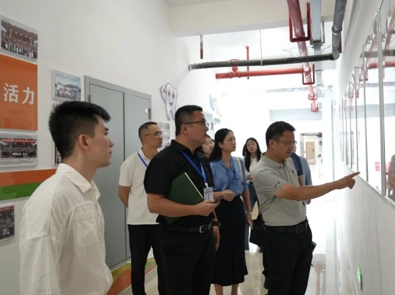 22222222.jpg 22222222.jpg