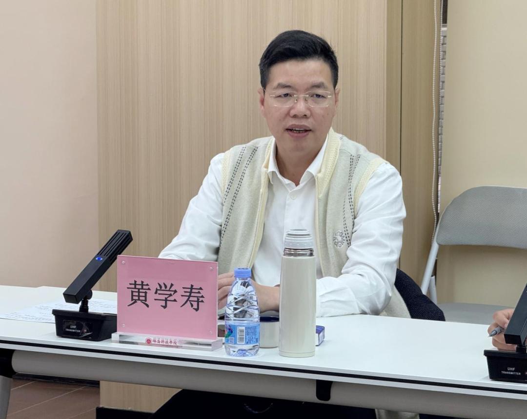 黄学寿对新学期共青团工作进行部署.png