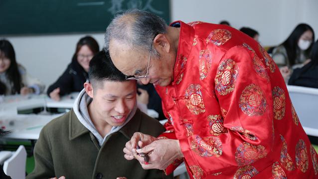 3e671703-18b8-4d2f-bcef-8d114aae8929.jpg