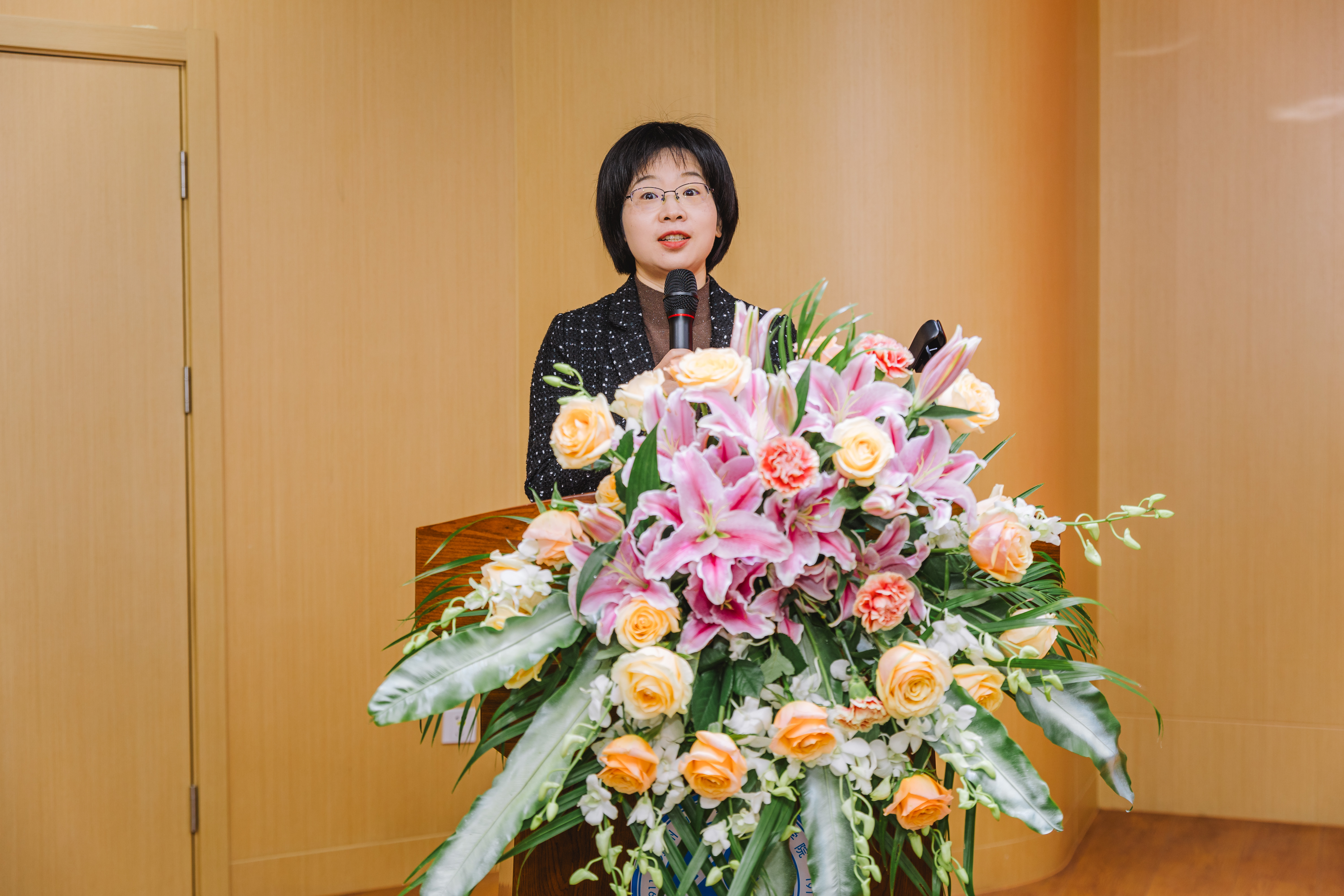 健康印鉴、青春承诺——健康管理学院举行职业成人礼授印仪式2.jpg