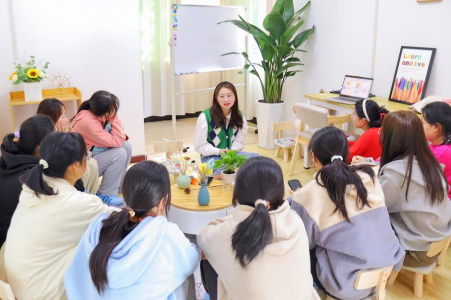 第十期榜样讲堂进社区活动现场.jpg