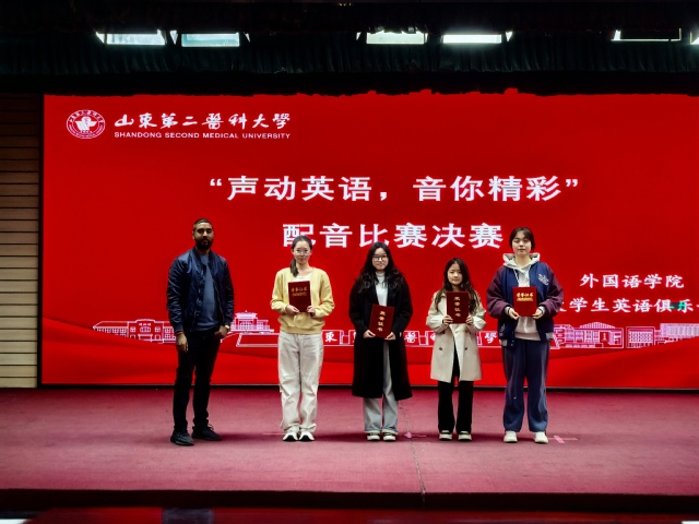 978beb24-b15d-41d7-9b85-6d794d7080b9.jpg