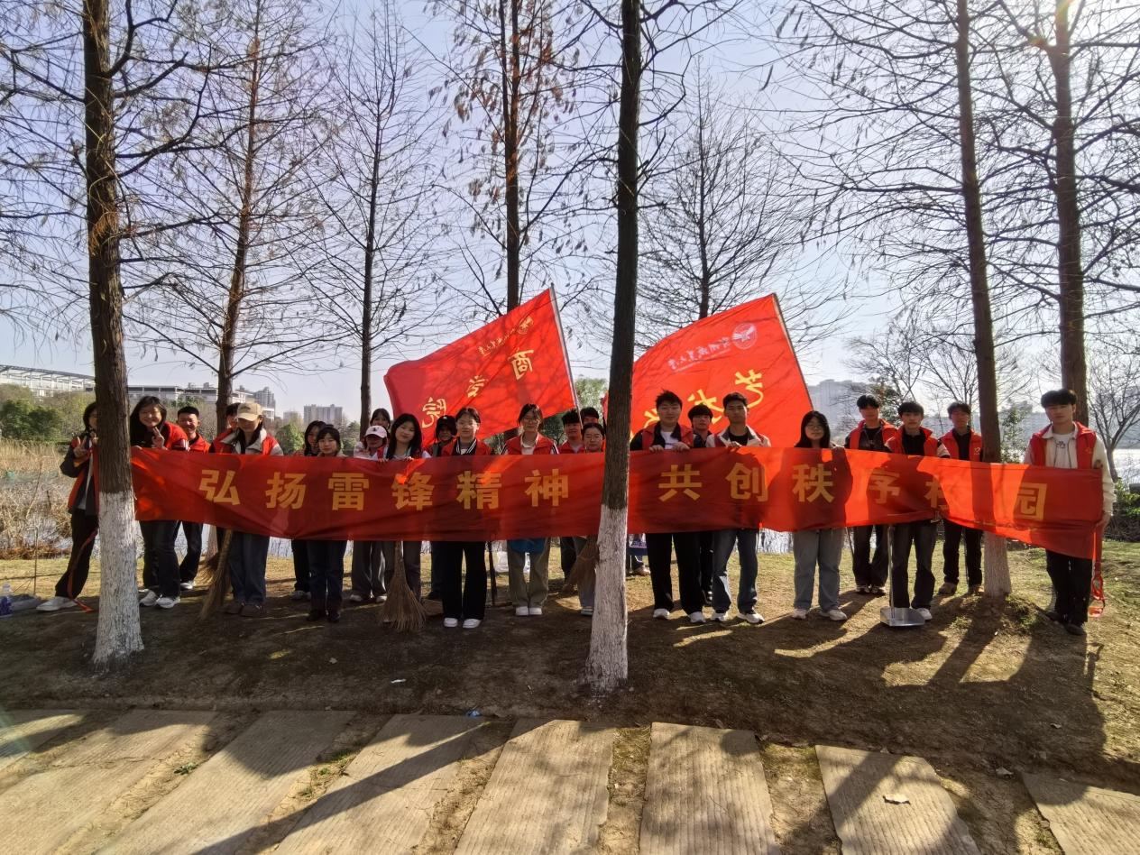 2201fb25-9c2d-4dfc-a1a1-b1c95cb7090d.jpg