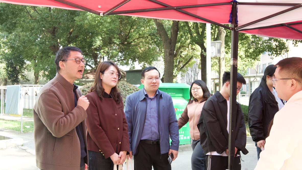 江苏大学搭建“菜单制”美育课程共享平台,学院书院协同让非遗”活”起来3.jpg