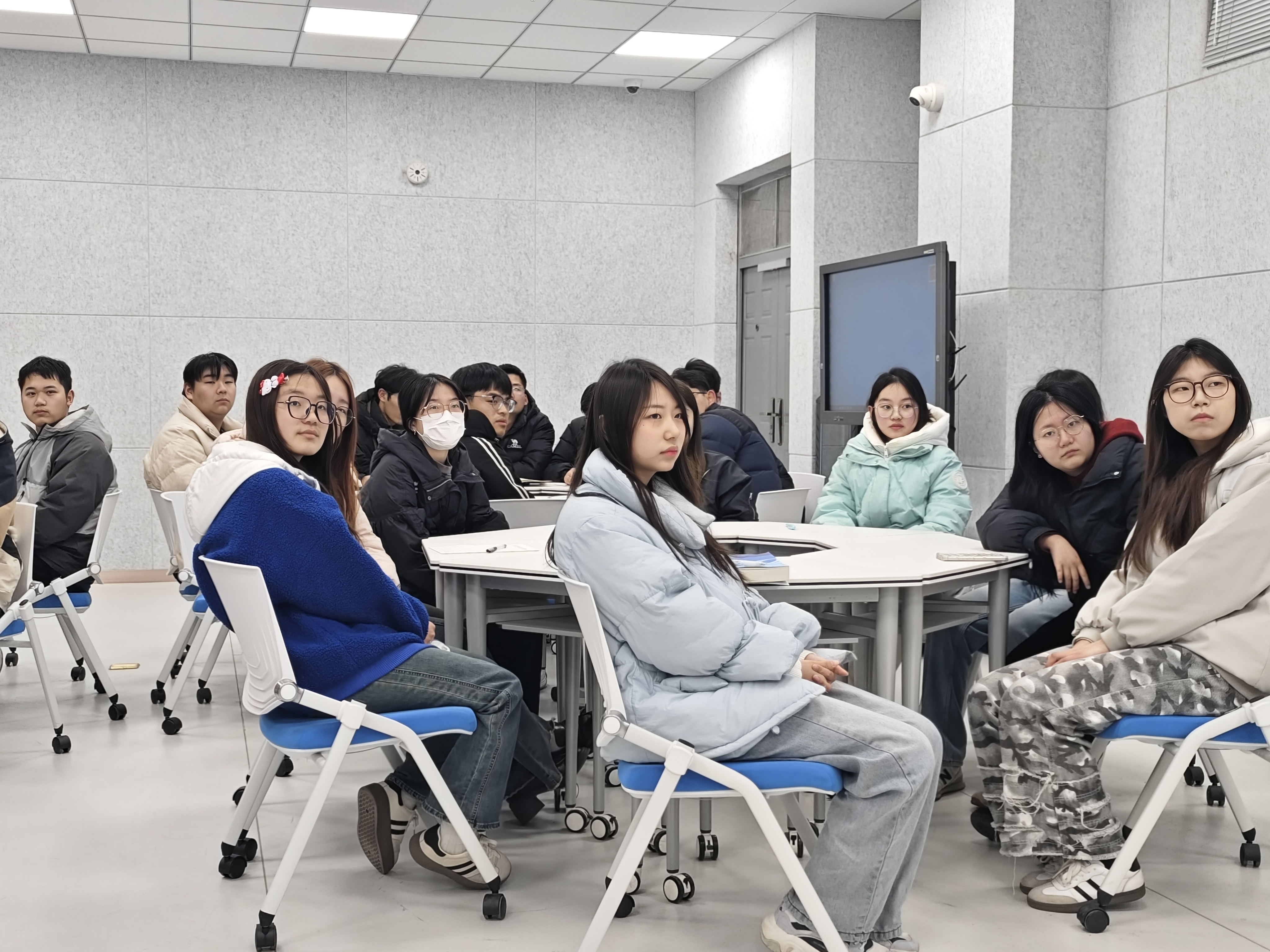 领会两会精神，共绘青春蓝图2.jpg