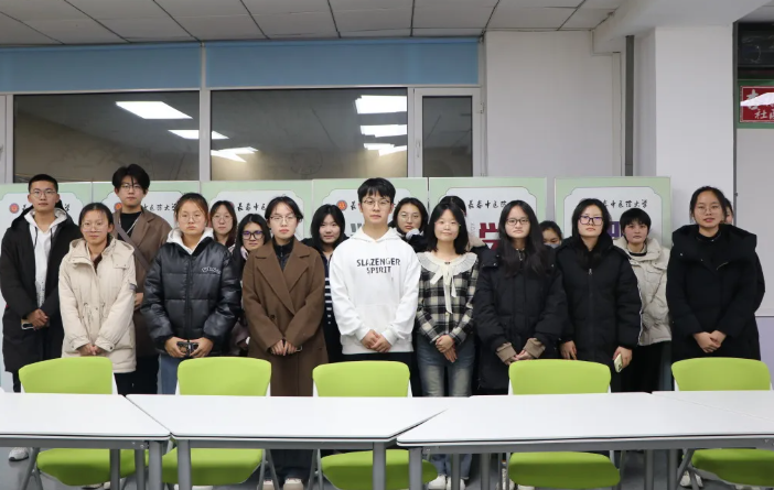 屏幕截图 2025-03-27 233558.png