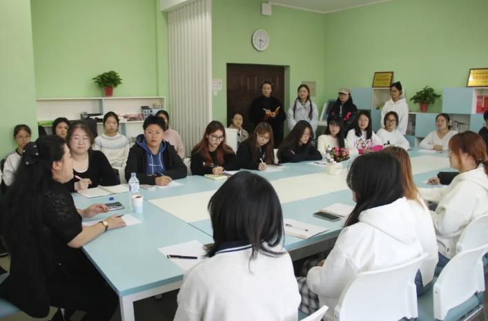 屏幕截图 2025-03-27 232034.png