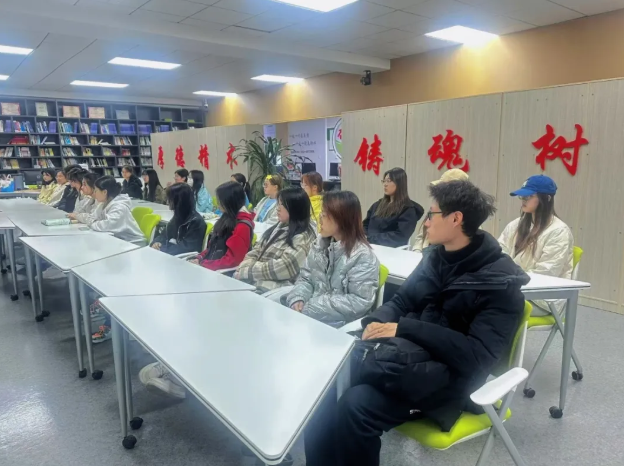 屏幕截图 2025-03-28 182844.png 屏幕截图 2025-03-28 182844.png