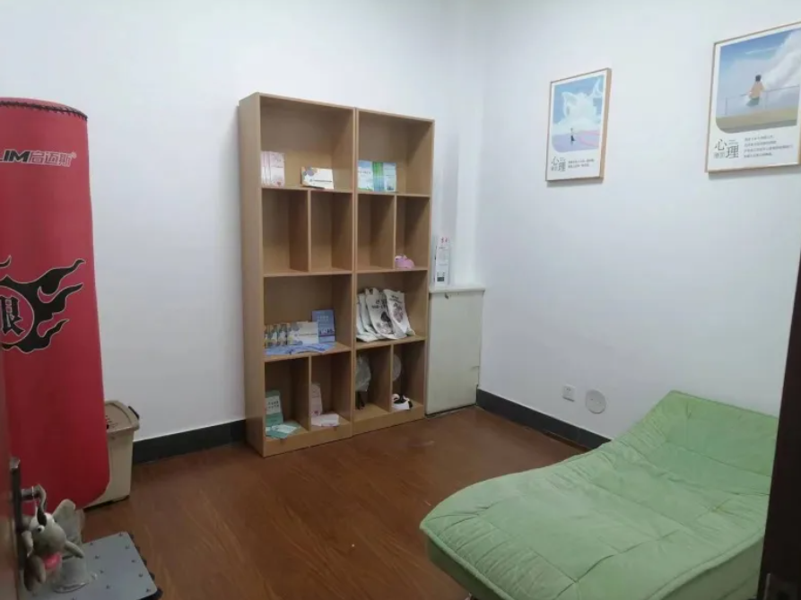 屏幕截图 2025-03-28 182030.png