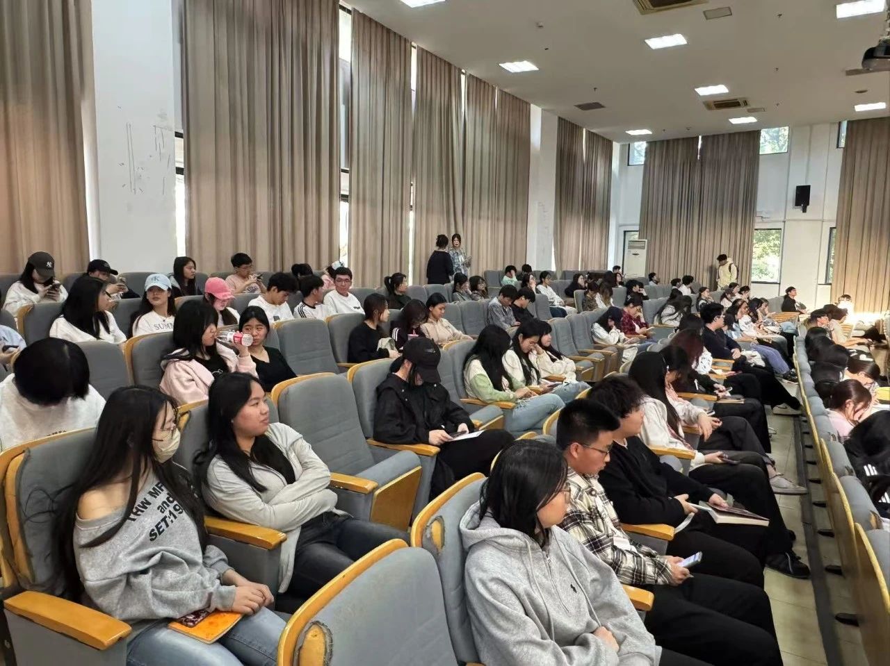微信图片_20250330212822.jpg