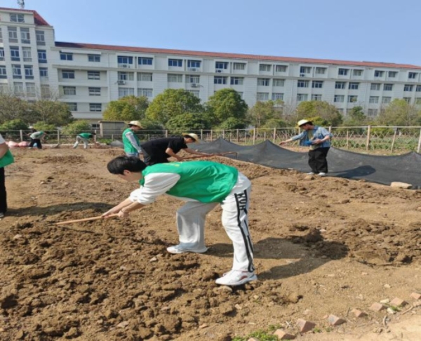 微信图片4_20250331184617.jpg