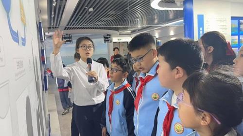 2025年“世界水日·中国水周”系列活动之二：科普盛宴开席！湖南水情教育馆接待桂花树小学师生3.jpg