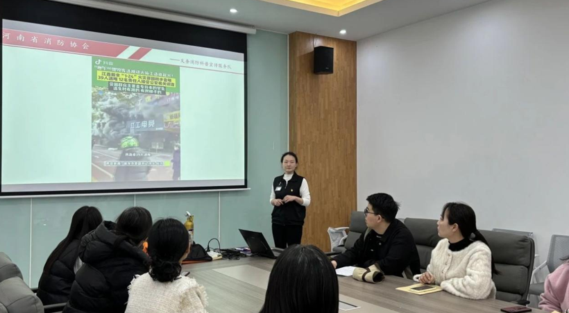 屏幕截图 2025-04-01 190826.png