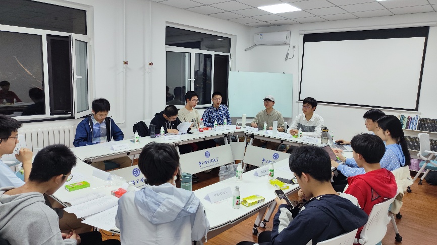新生朋辈导师开展AD TALK专业适应茶话会.jpg
