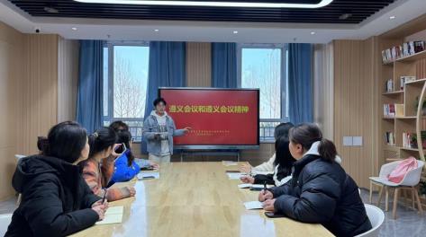 外国语 学生1.jpg