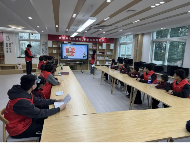 雷锋事迹分享会.png